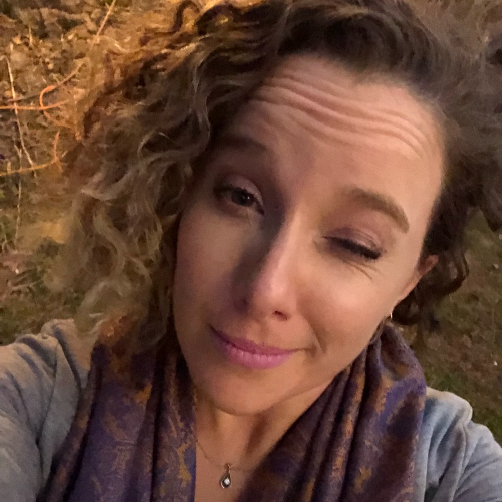 Meet your Posher, Adrienne